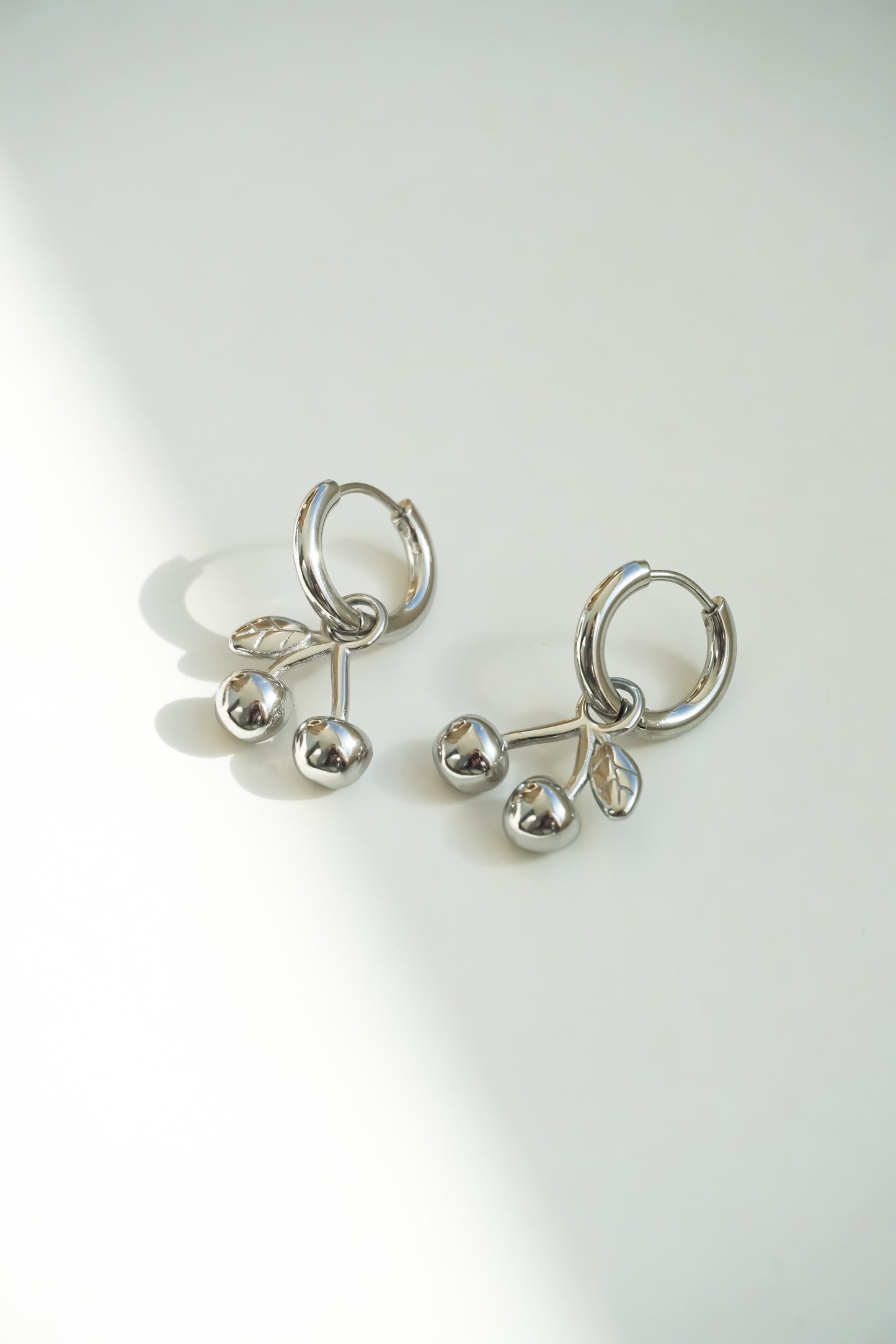 CHERRY HOOPS SILVER