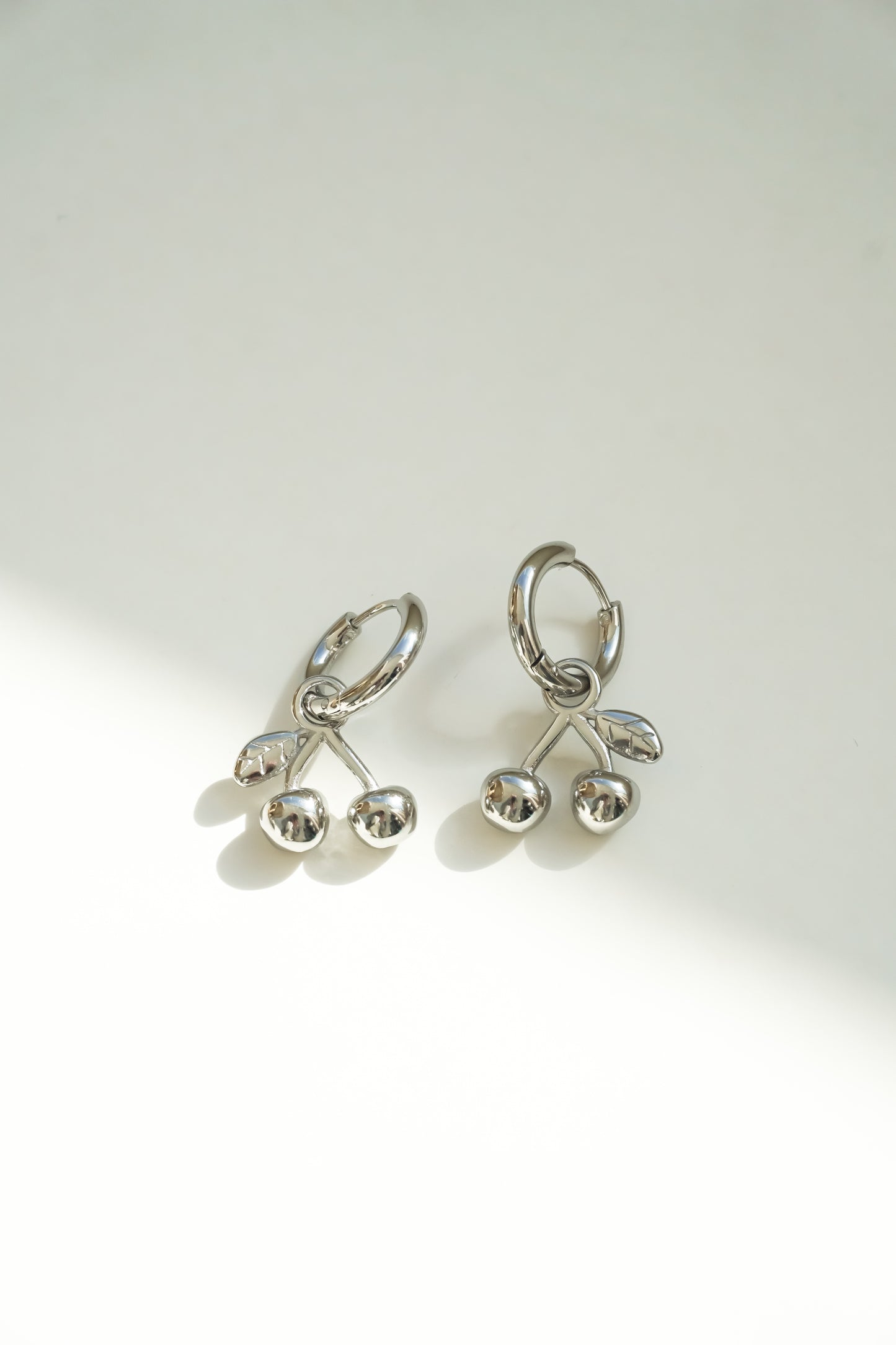 CHERRY HOOPS SILVER