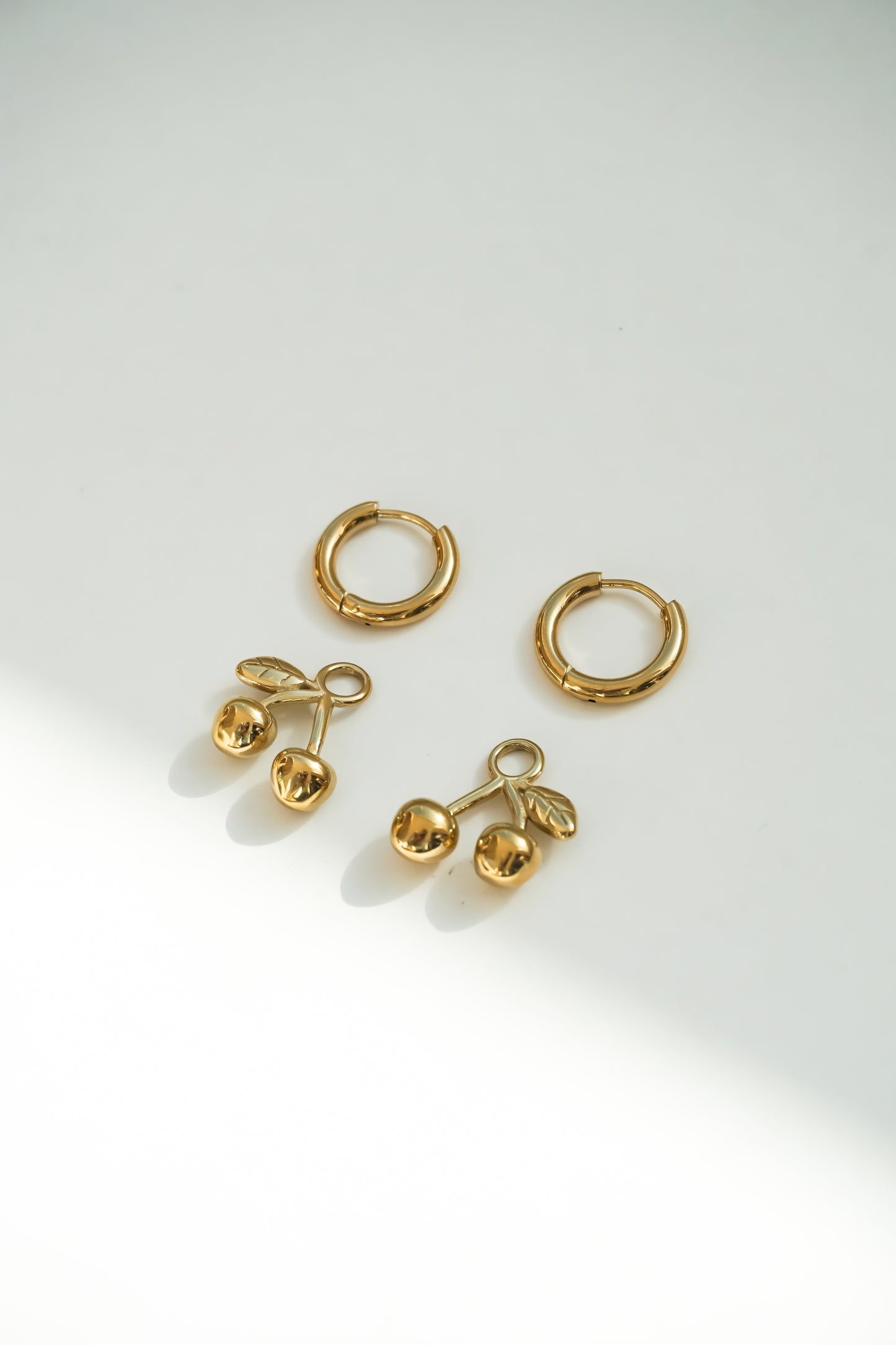 CHERRY HOOPS GOLD