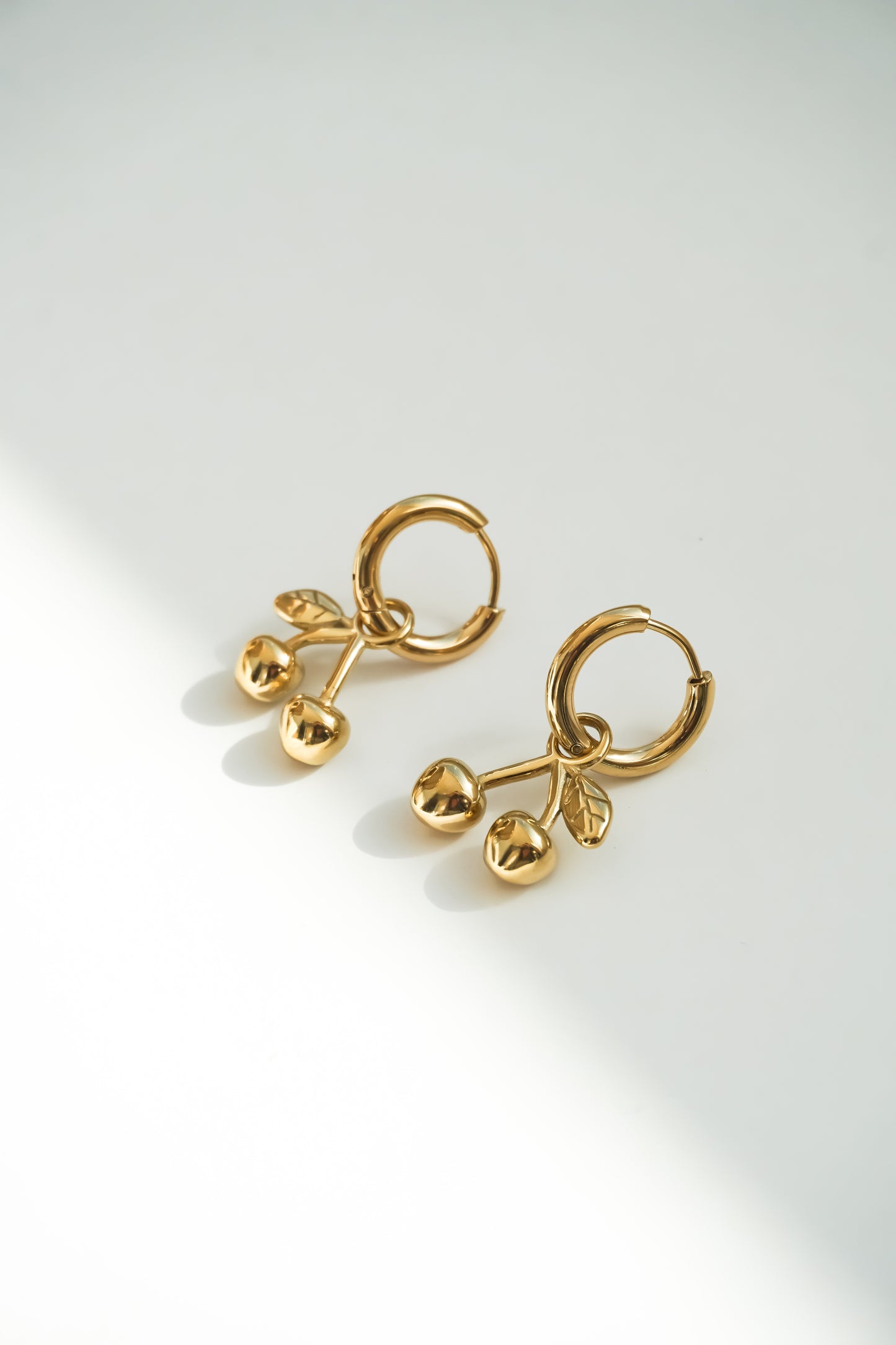 CHERRY HOOPS GOLD