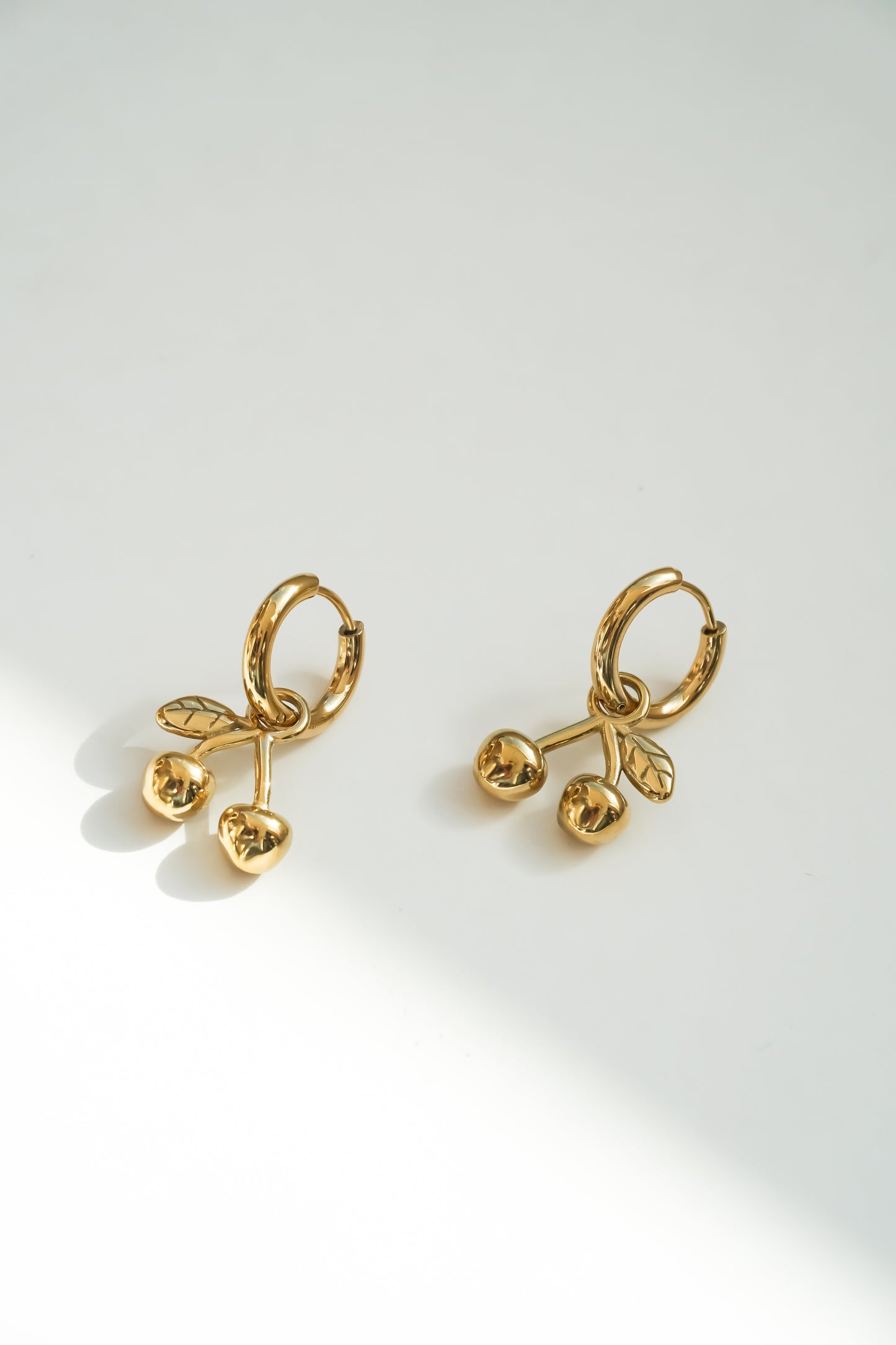CHERRY HOOPS GOLD