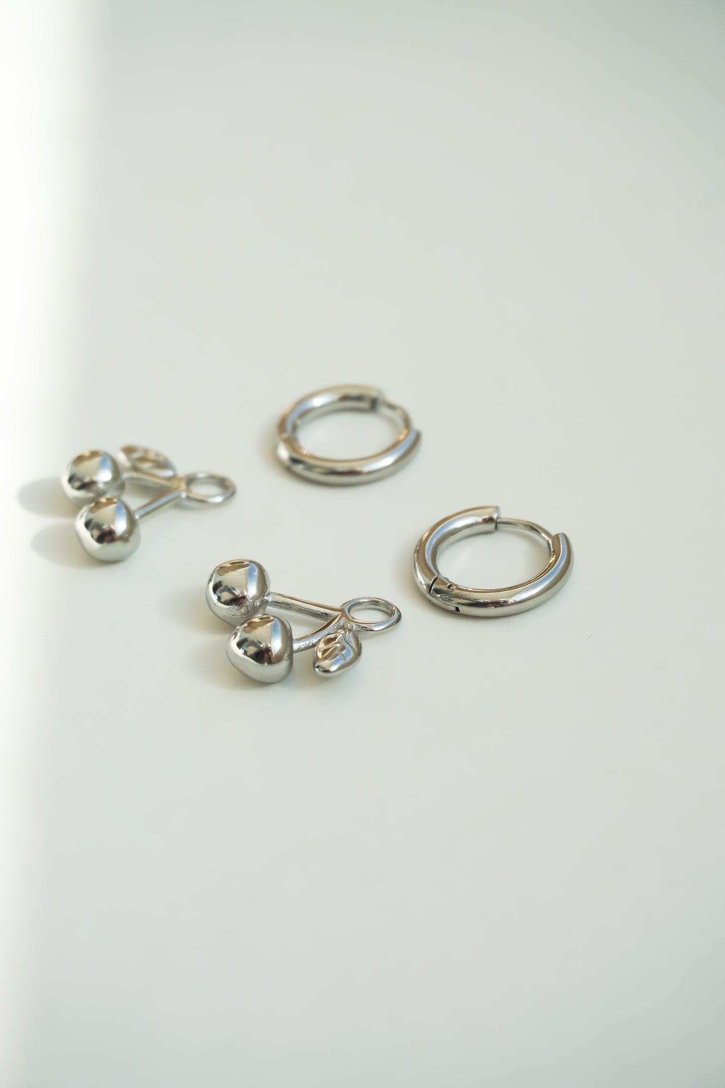 CHERRY HOOPS SILVER