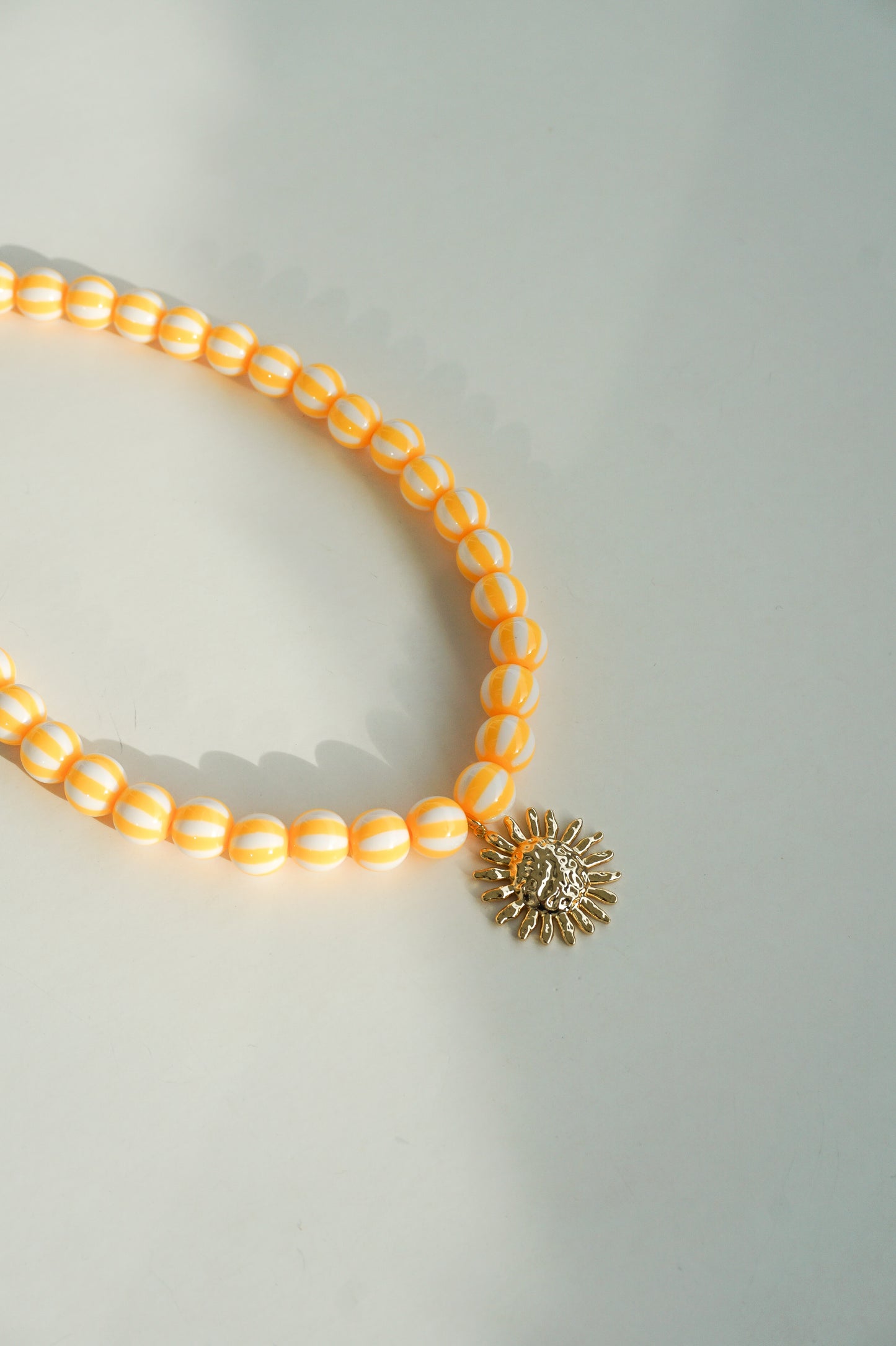 COLLAR SOL AMARILLO