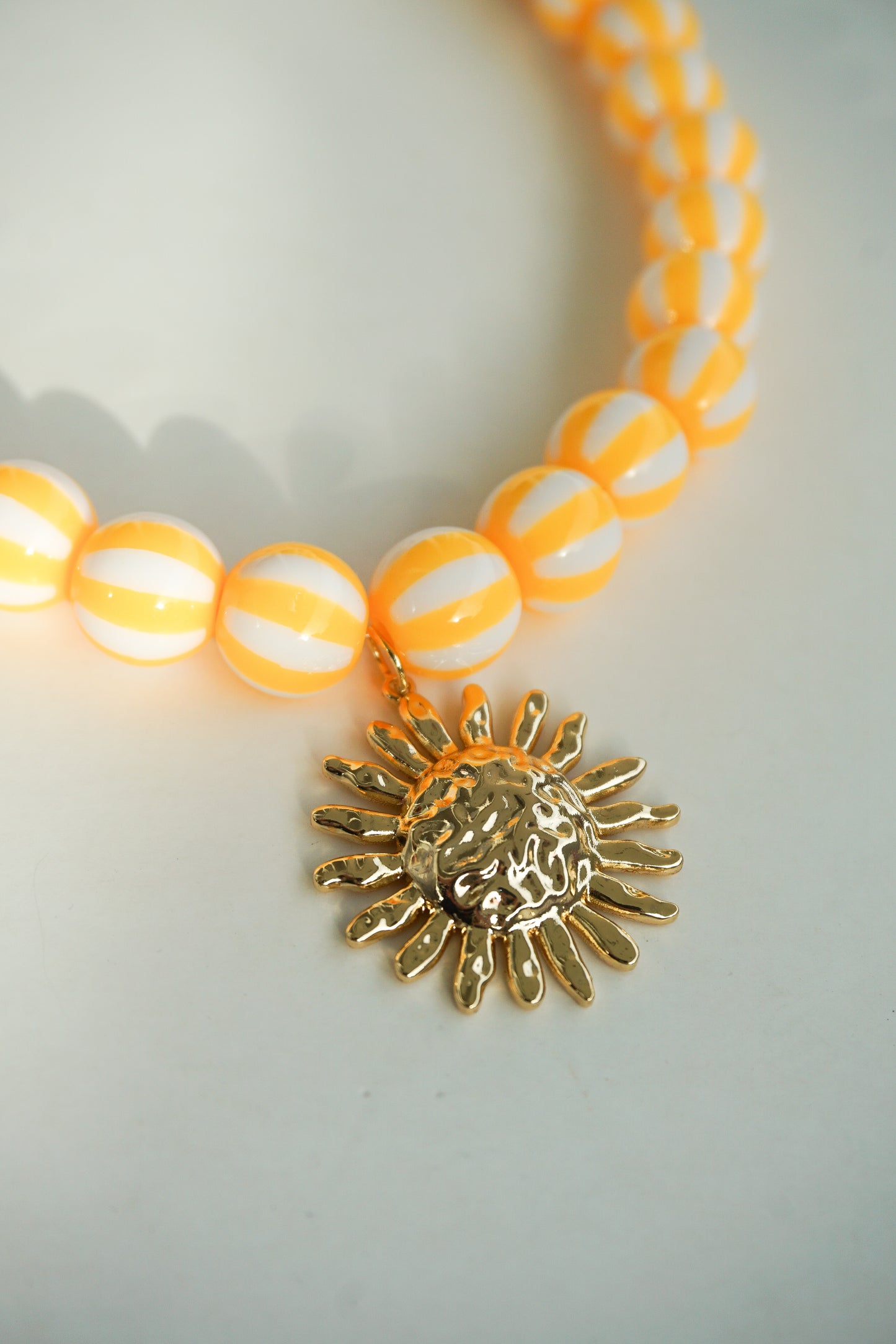 COLLAR SOL AMARILLO